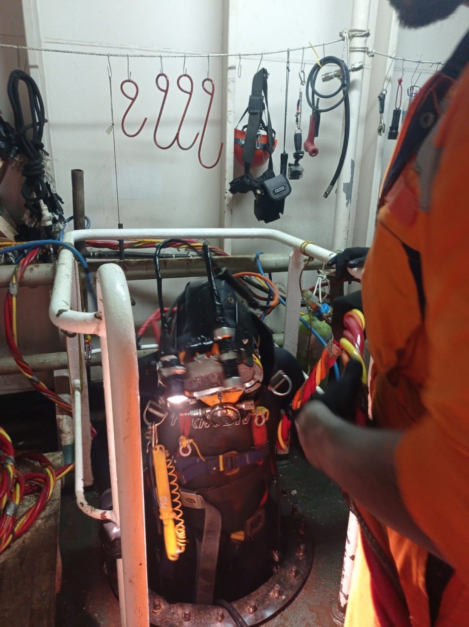 Marine Salvage & Commercial Diving Operations.